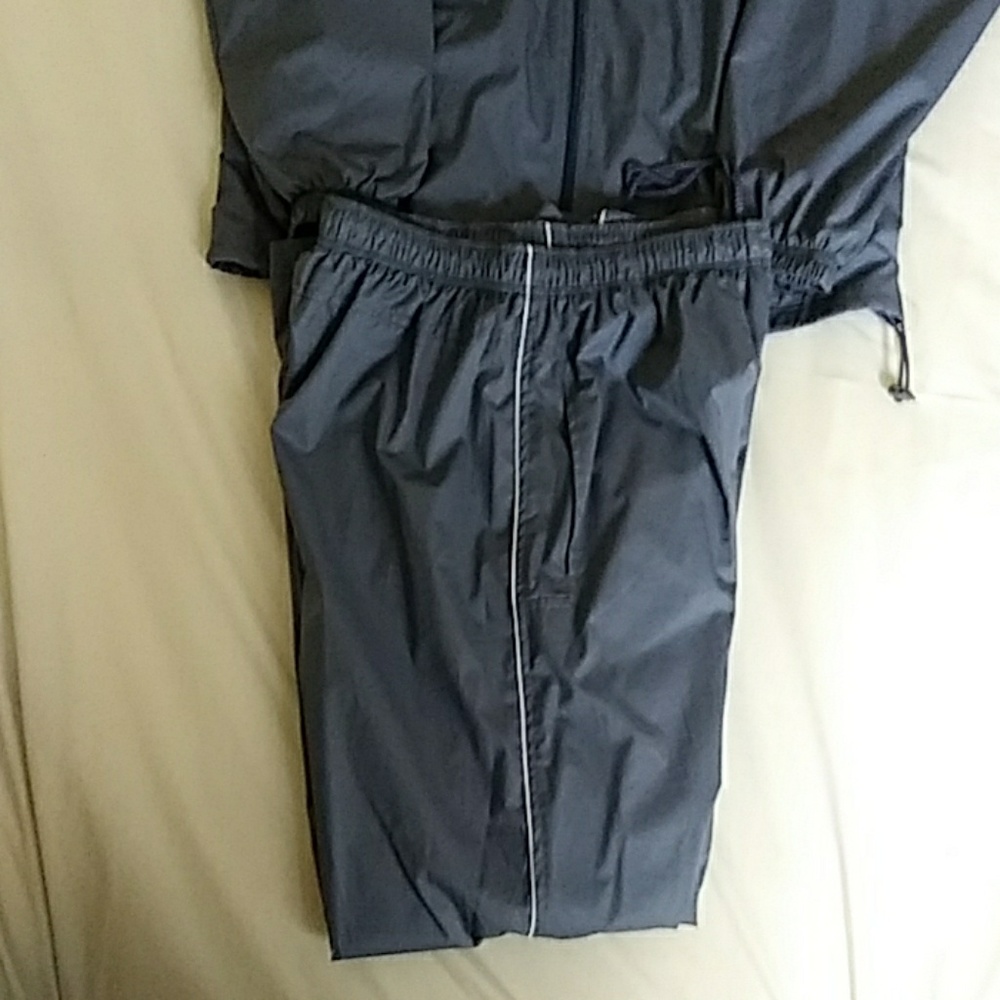 Head Tracksuit - Picture 2 of 2